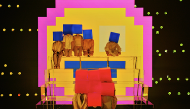 Still 02